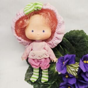 1979 RASPBERRY TART Strawberry Shortcake  5.5” Doll American Greetings Vintage